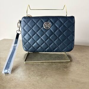Badgley Mischka Black Quilted Vegan Leather Zip Clutch / Wristlet New With Tags